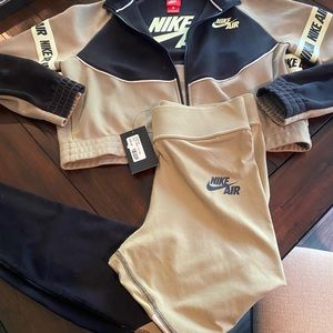 Womens nike jogger set size LRG